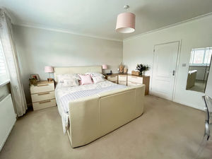 Photo 10- click for photo gallery